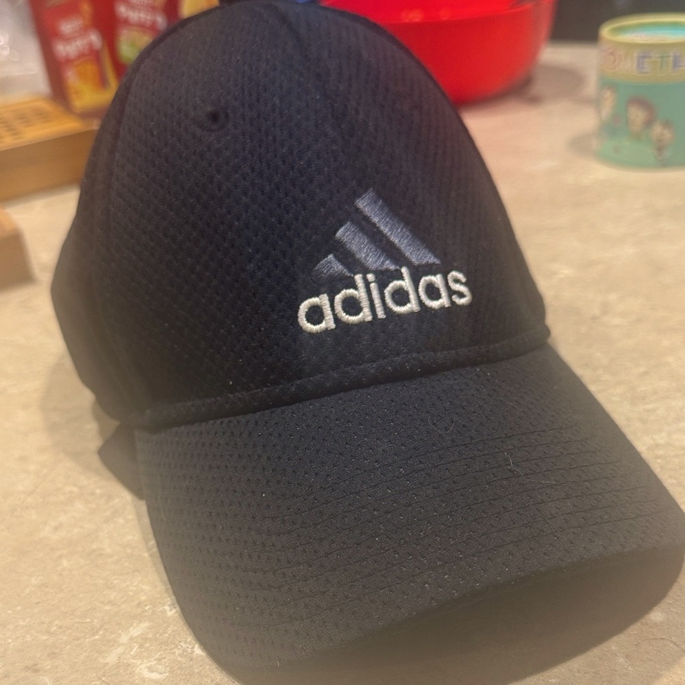 Adidas Black Mesh Cap S/M